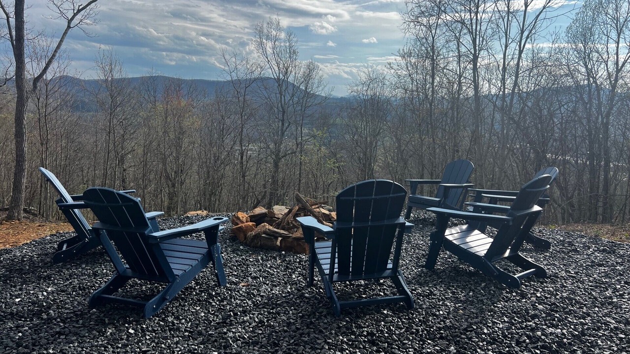 Photo of Outdoor in West Jefferson