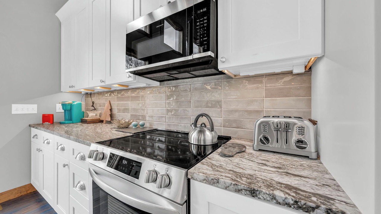 Photo of Kitchen in West Jefferson