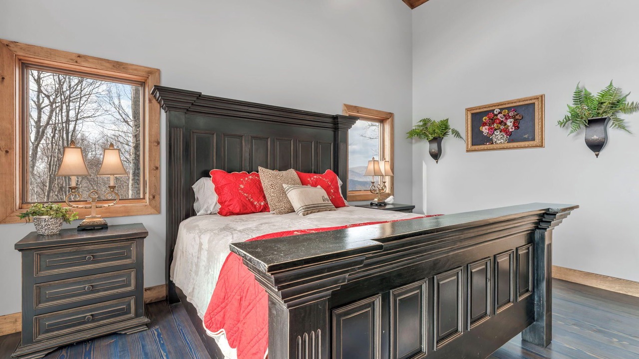 Photo of Bedroom in West Jefferson