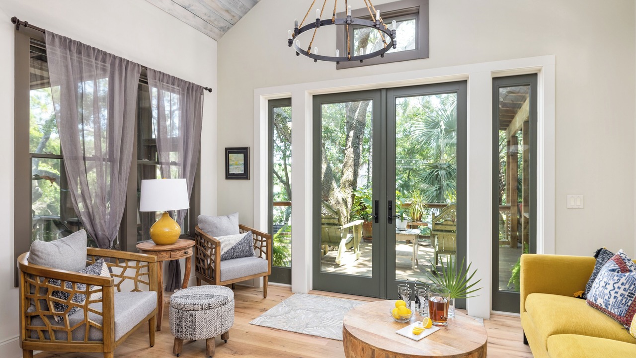 Photo of Livingroom in Folly Beach