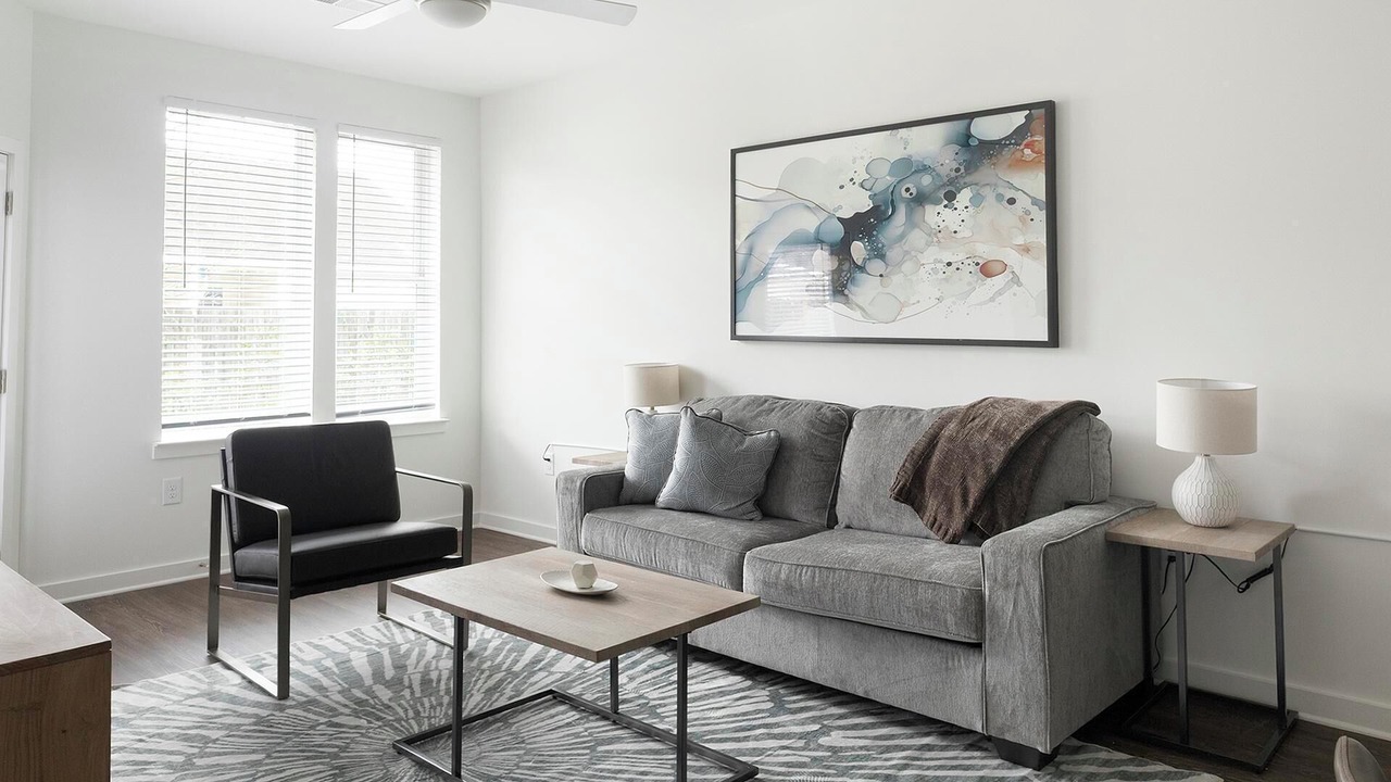 Photo of Livingroom in East Raleigh