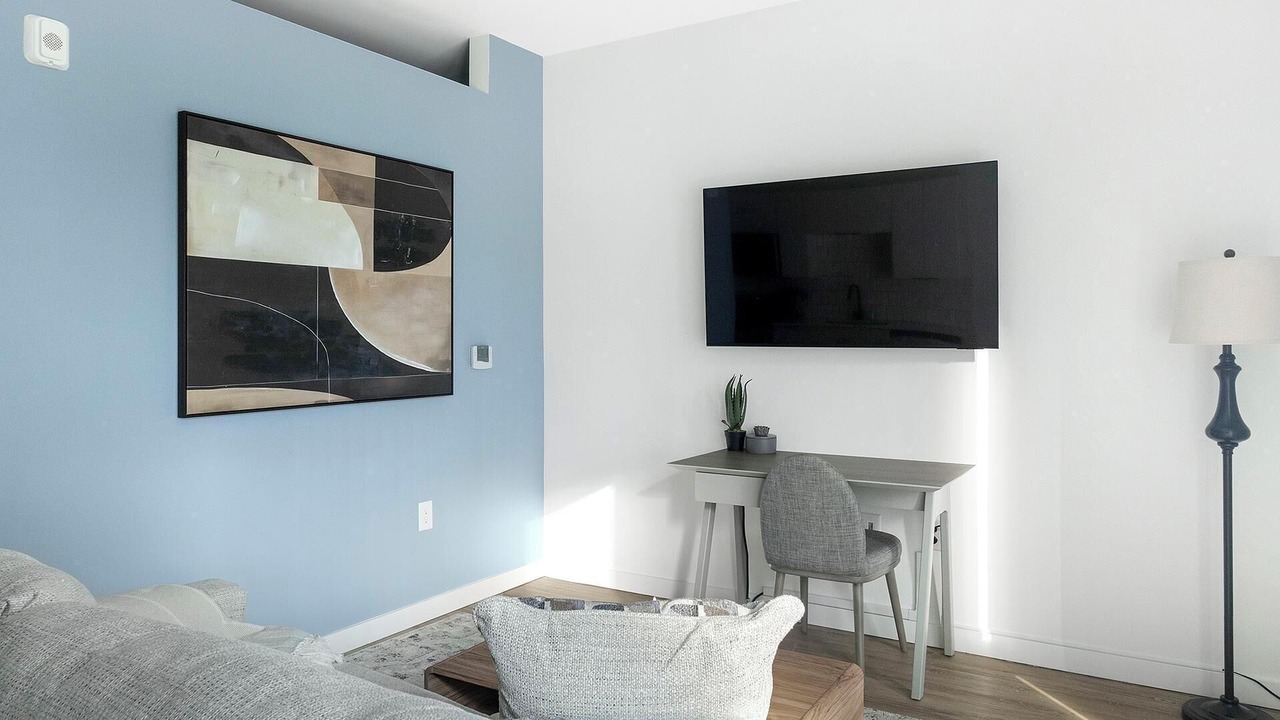 Photo of Livingroom in Chapel Hill