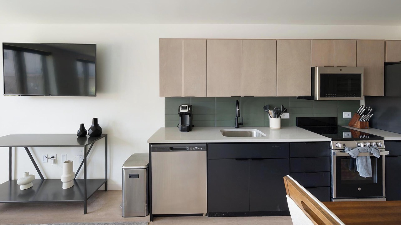 Photo of Kitchen in Eighth Avenue