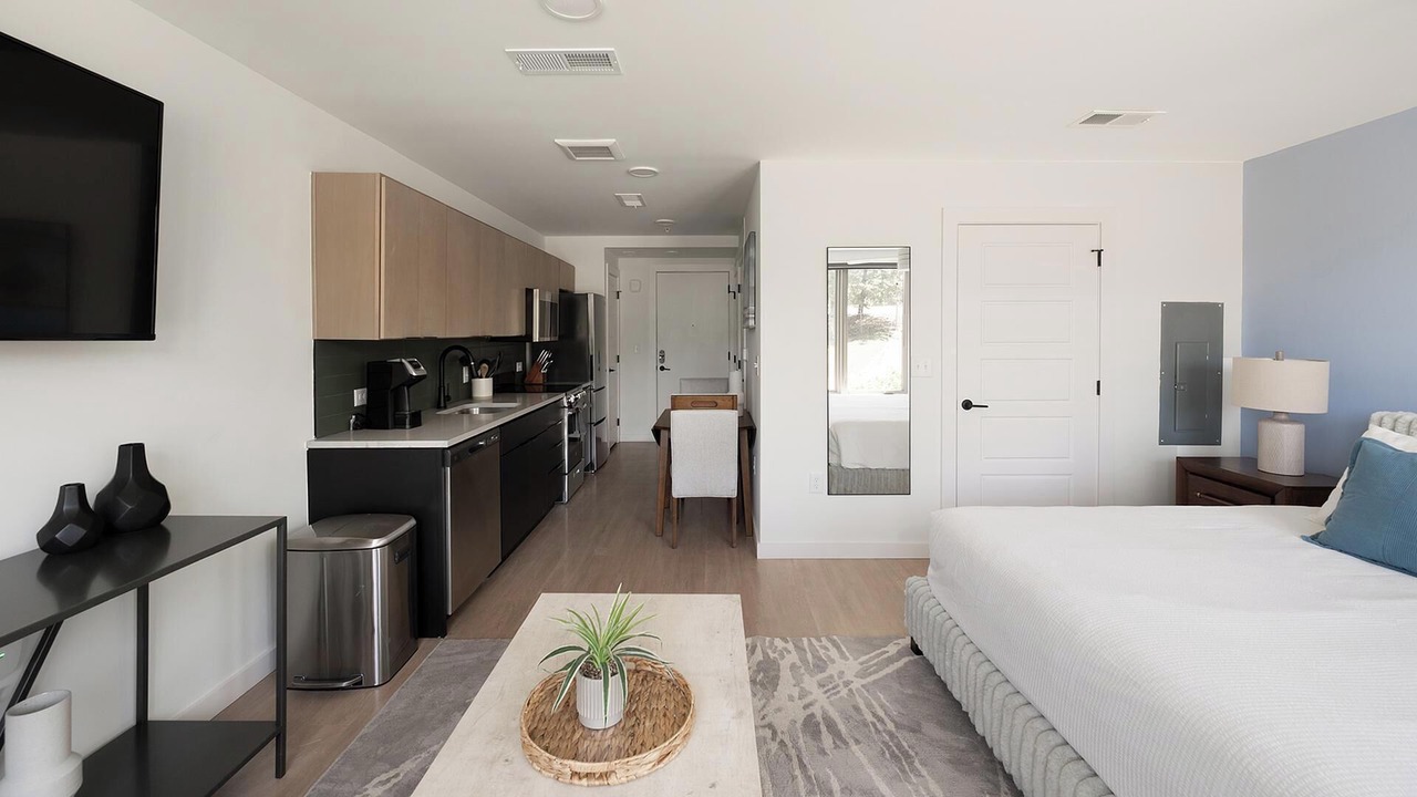 Photo of Bedroom in Eighth Avenue