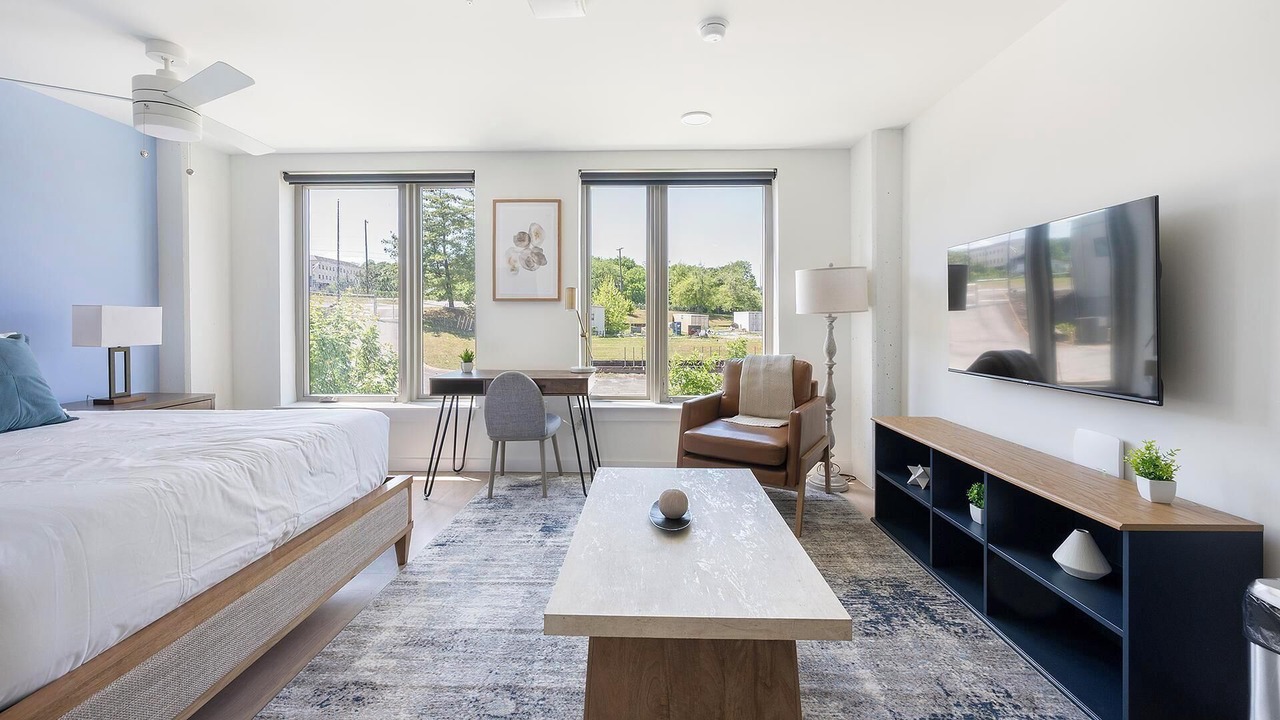 Photo of Bedroom in Eighth Avenue