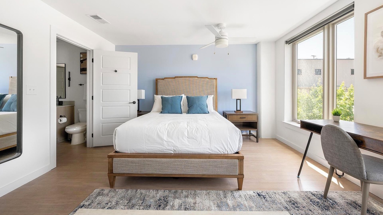 Photo of Bedroom in Eighth Avenue