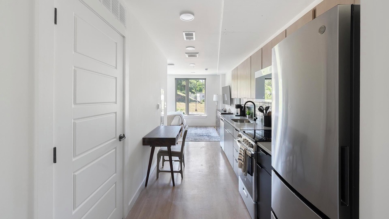 Photo of Kitchen in Eighth Avenue