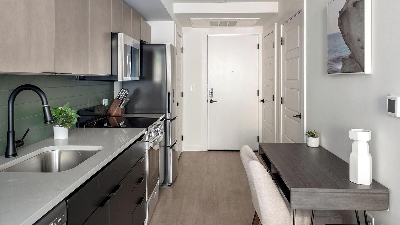 Photo of Kitchen in Eighth Avenue