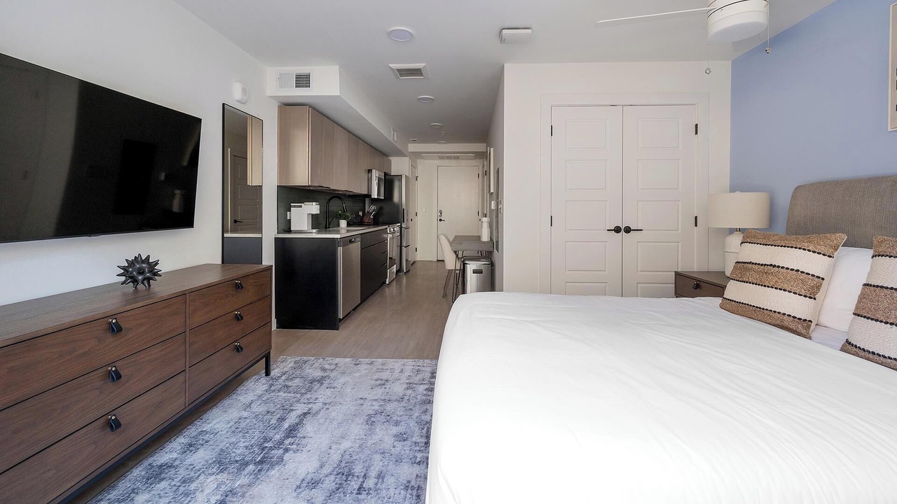 Photo of Bedroom in Eighth Avenue