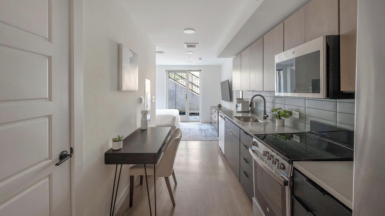 Photo of Kitchen in Eighth Avenue
