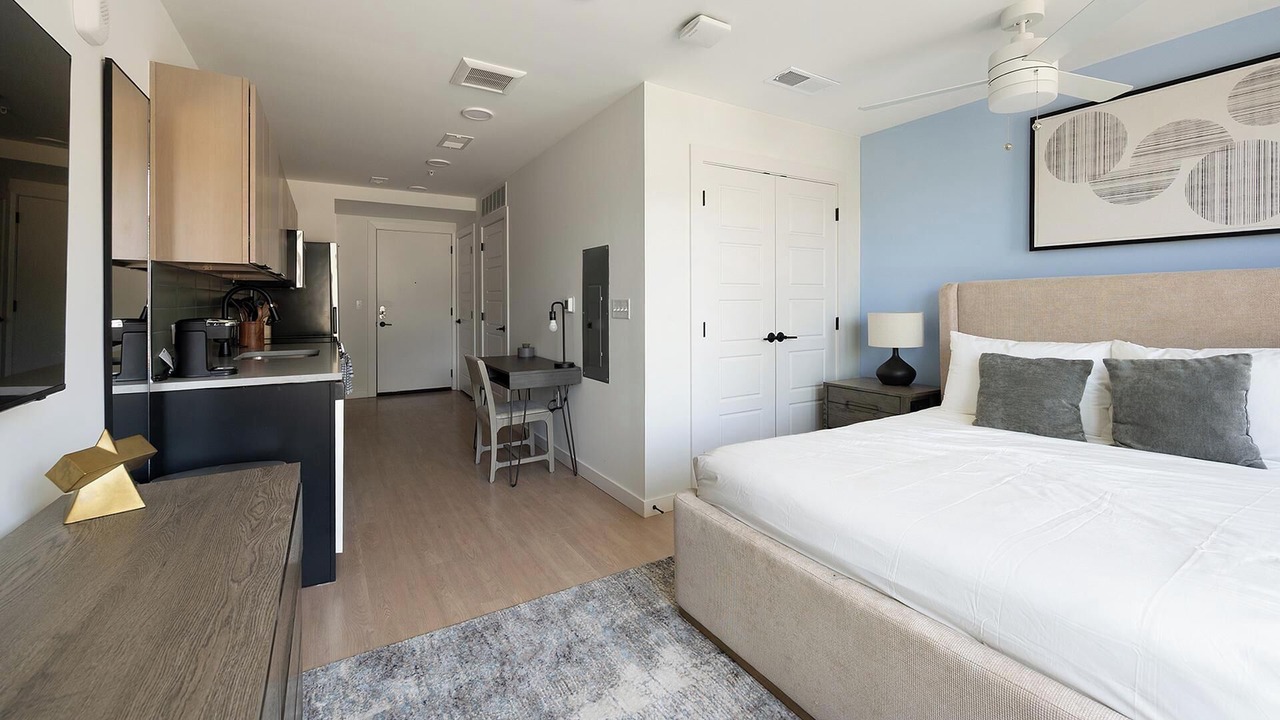 Photo of Bedroom in Eighth Avenue