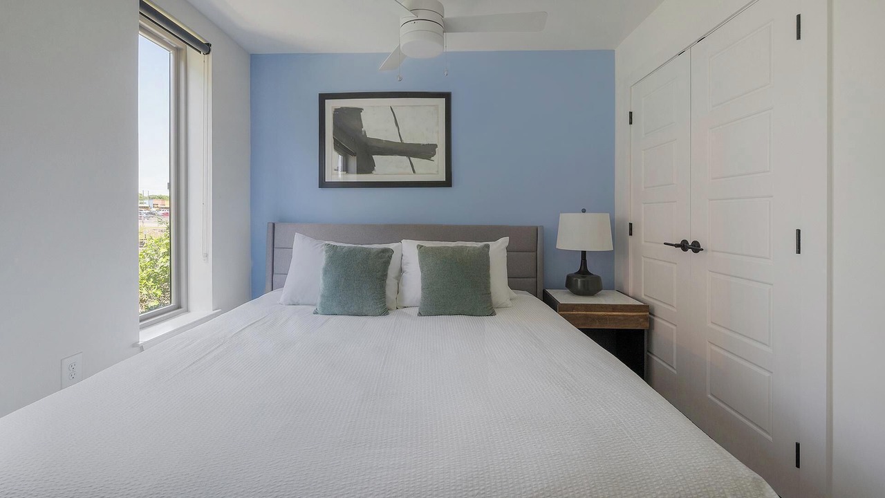 Photo of Bedroom in Eighth Avenue