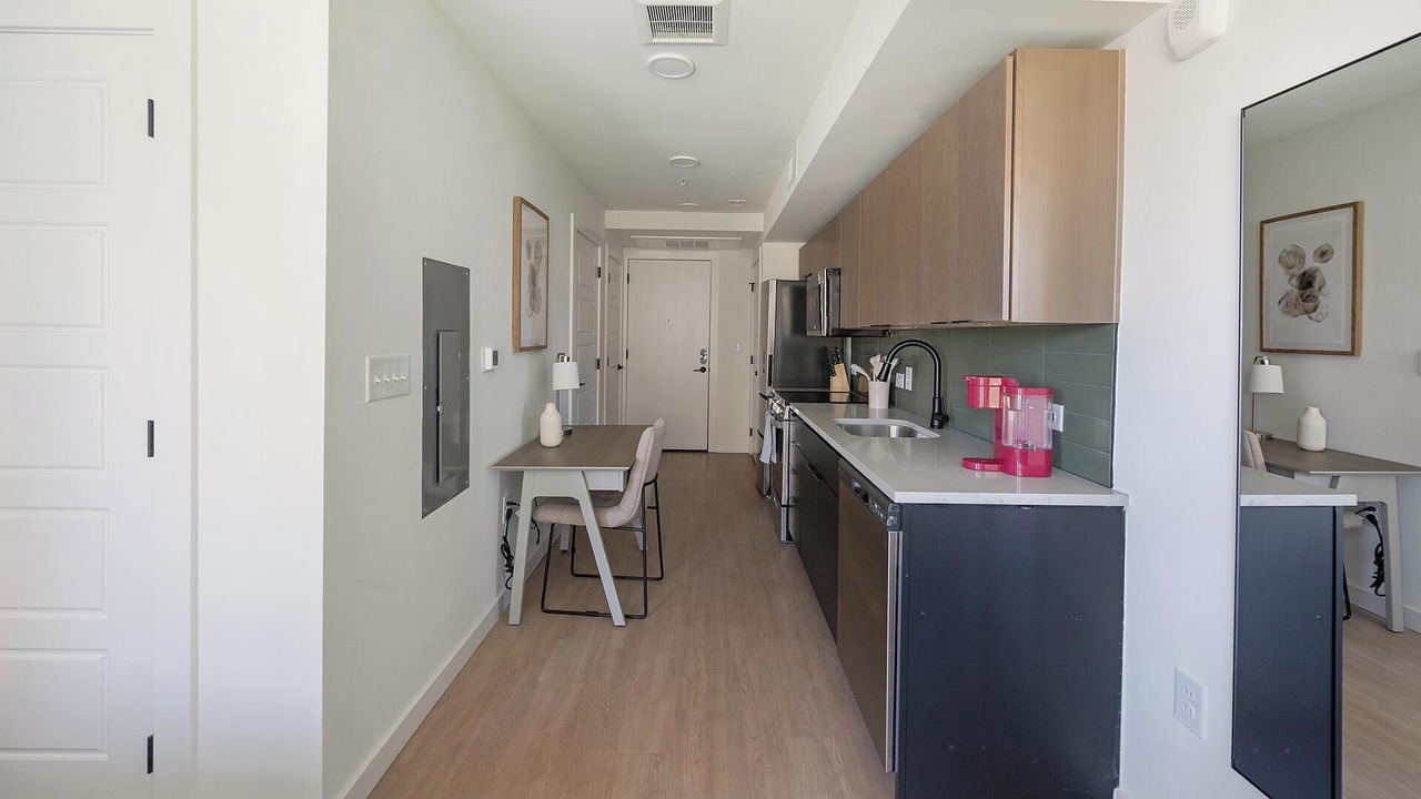 Photo of Kitchen in Eighth Avenue