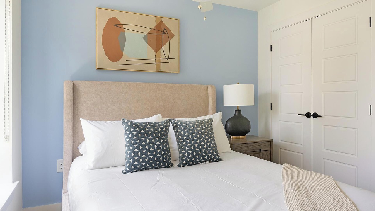 Photo of Bedroom in Eighth Avenue