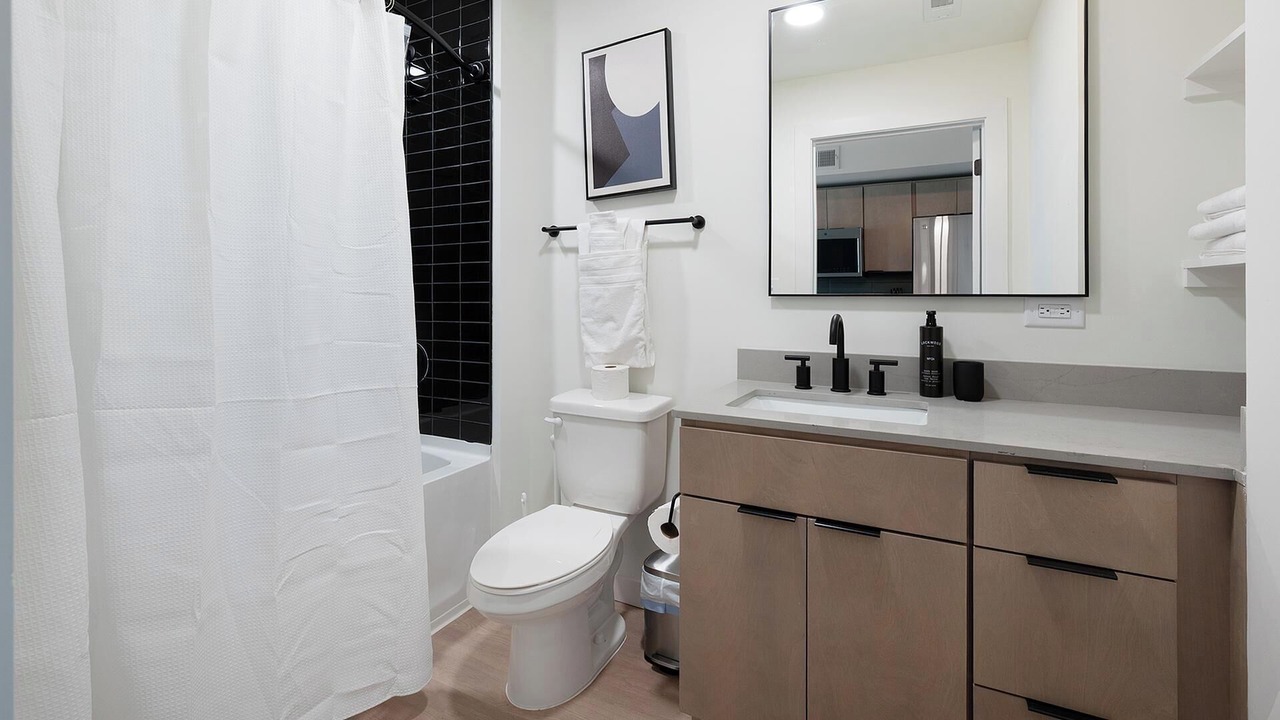 Photo of Bathroom in Eighth Avenue