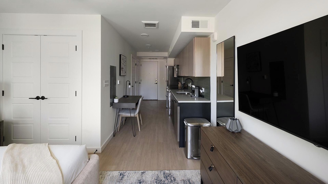 Photo of Bedroom in Eighth Avenue