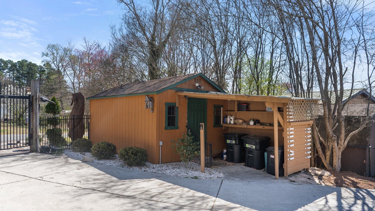 Photo of Outdoor in Southmont