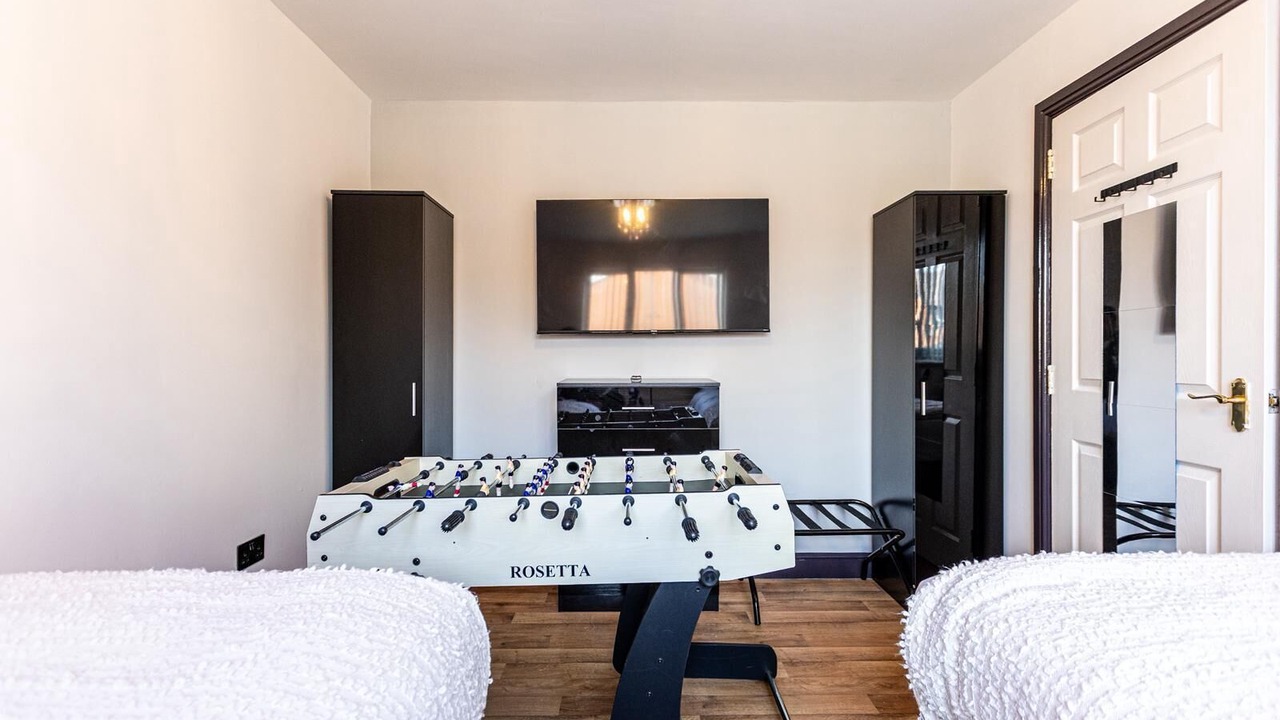 Photo of Bedroom in Stoke-on-Trent