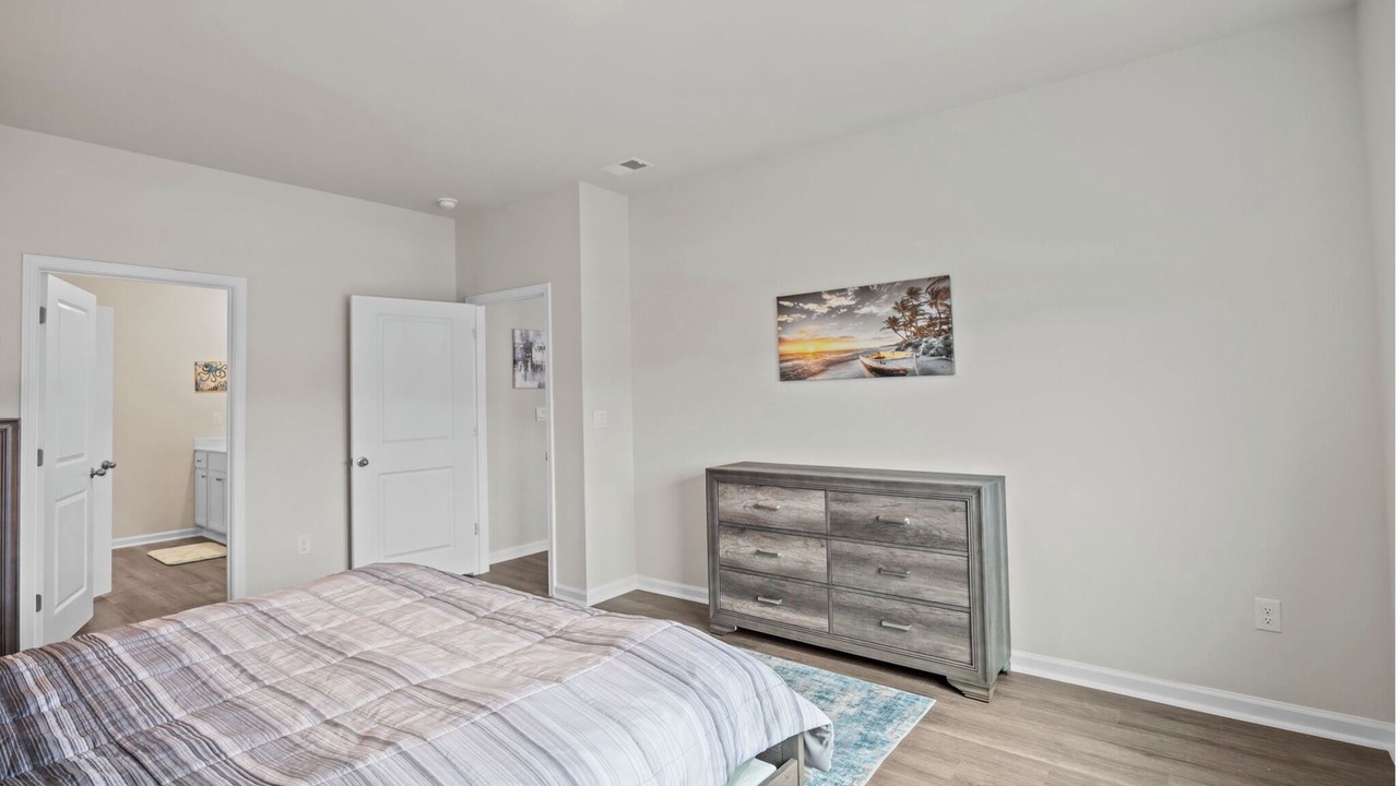 Photo of Bedroom in Supply