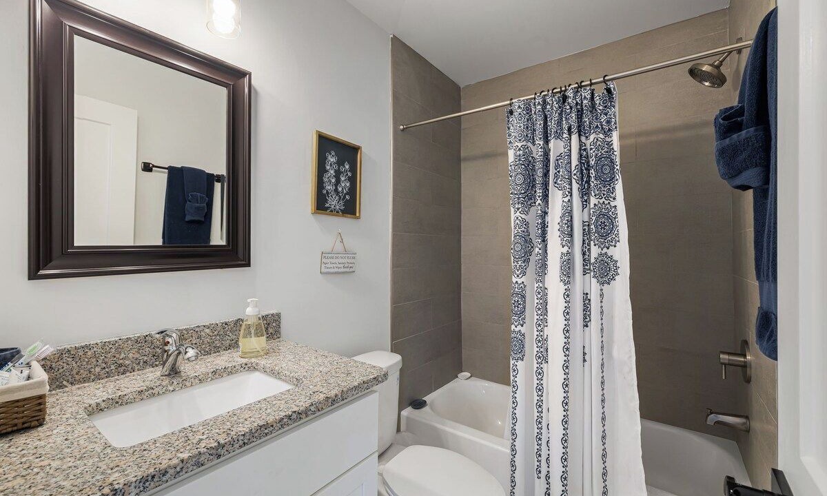 Photo of Bathroom in Woodfin