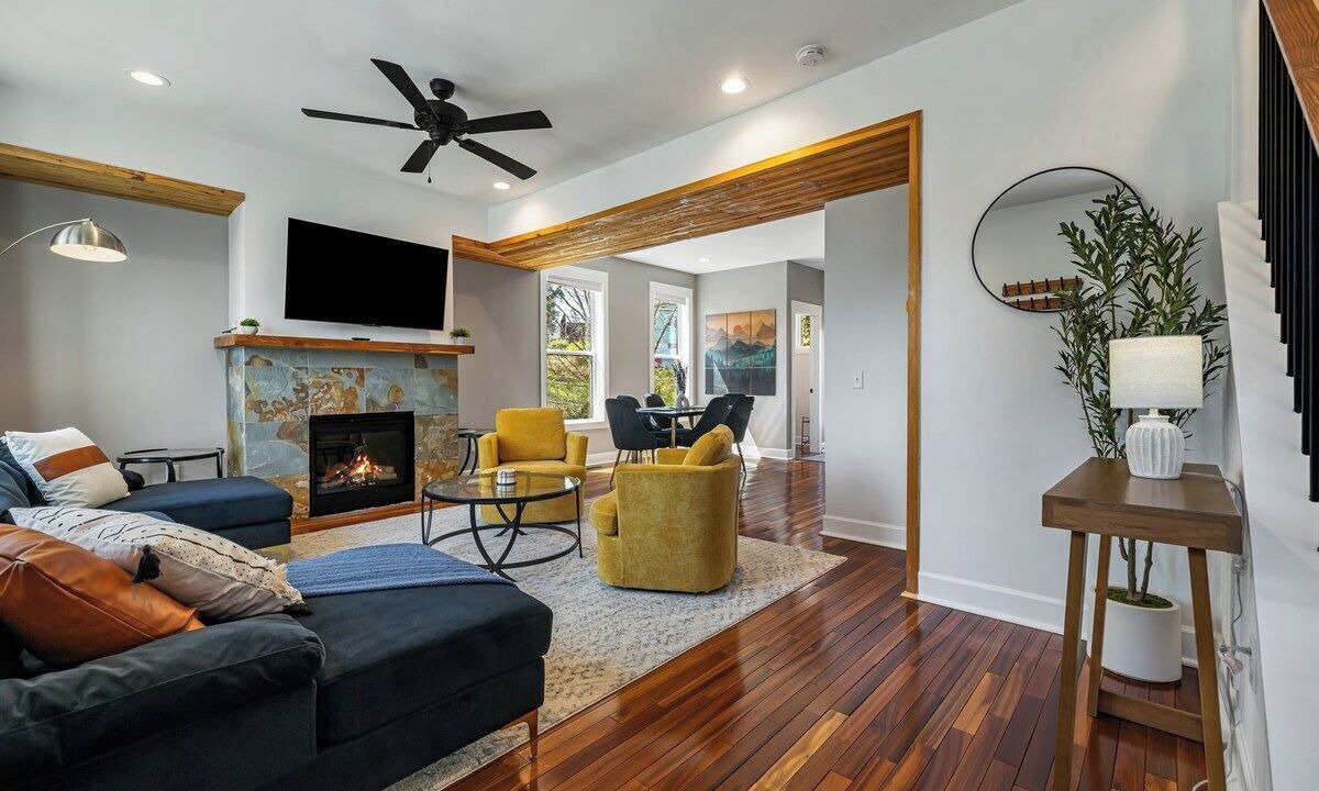 Photo of Livingroom in Woodfin