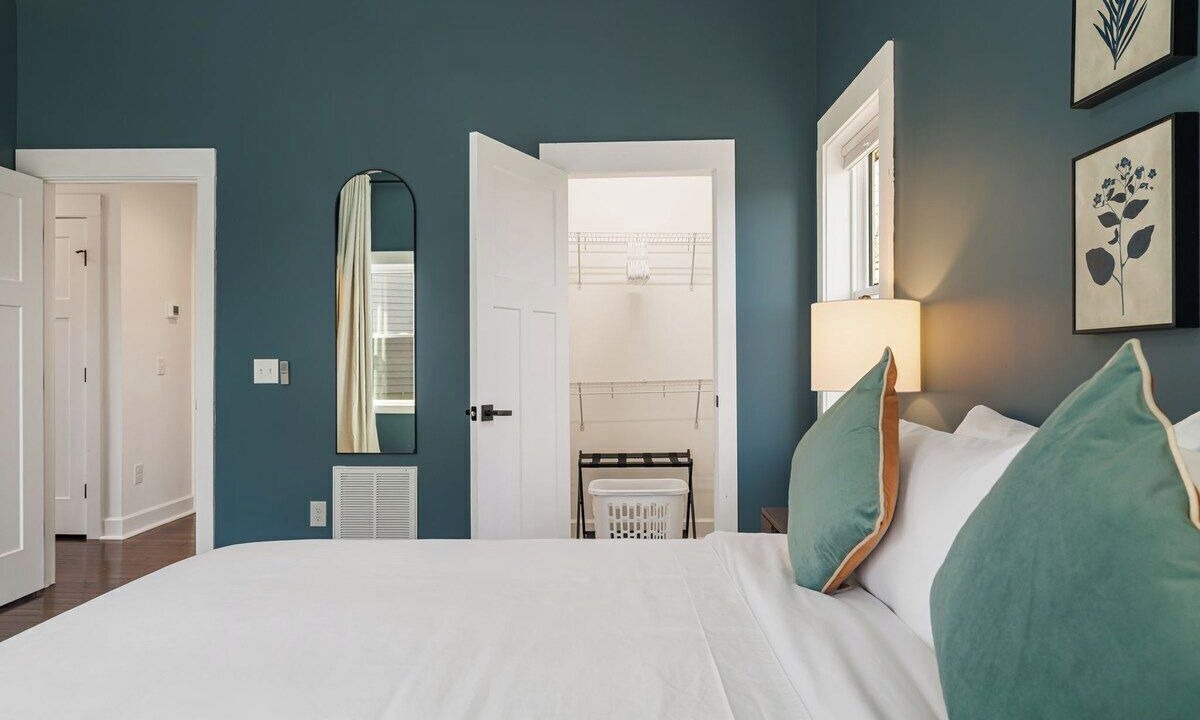 Photo of Bedroom in Woodfin