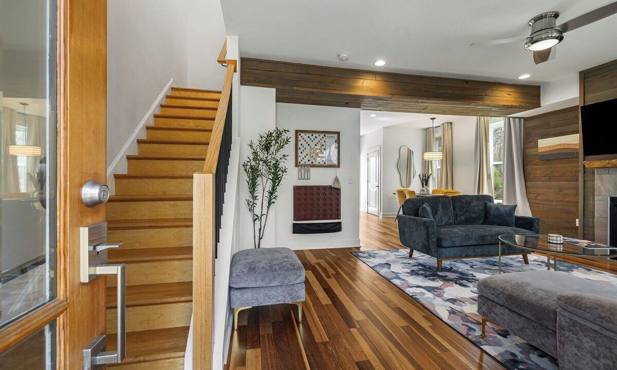 Photo of Livingroom in Woodfin