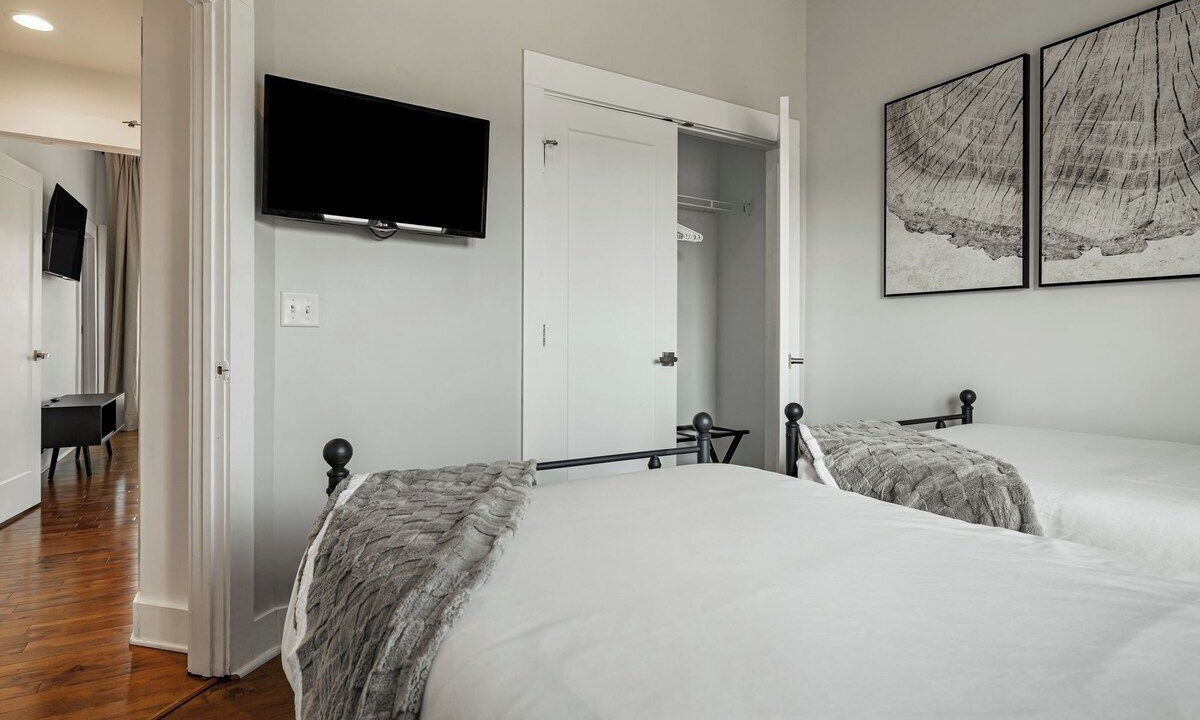 Photo of Bedroom in Woodfin