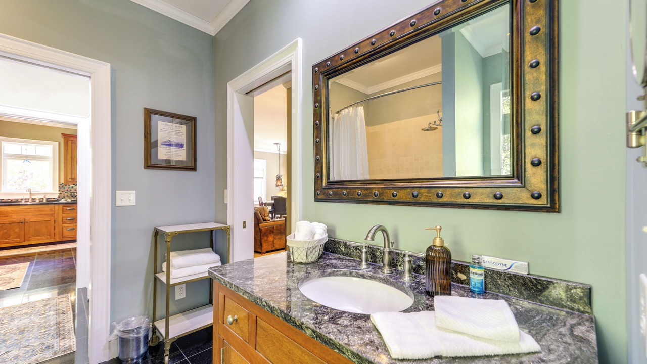 Photo of Bathroom in Craven County