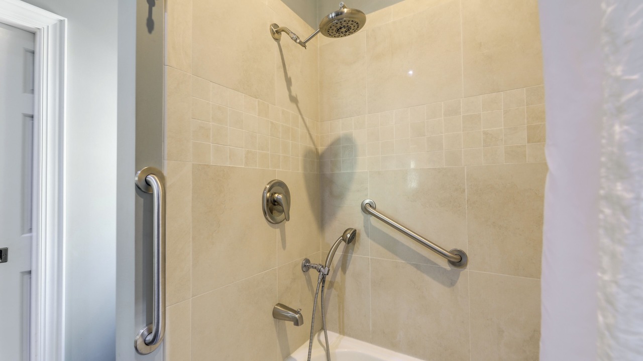 Photo of Bathroom in Craven County