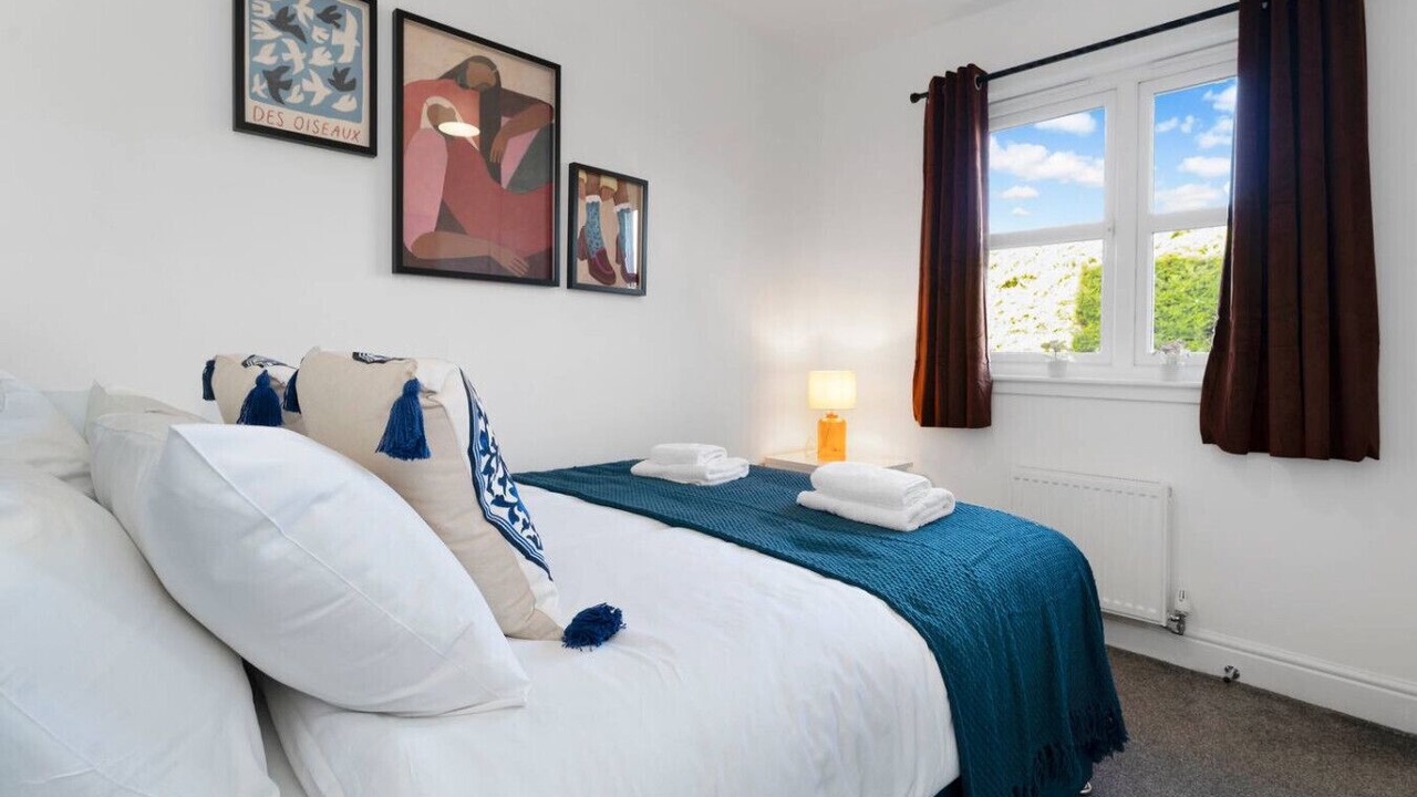 Photo of Bedroom in Kirkliston