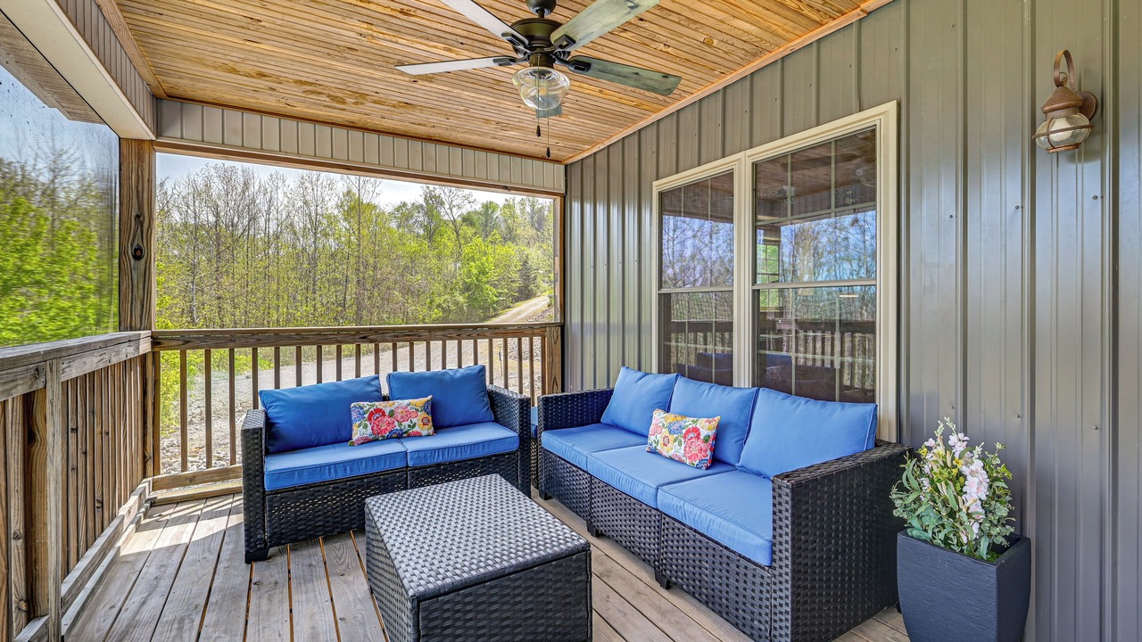 Photo of Patio Balcony in Cub Run