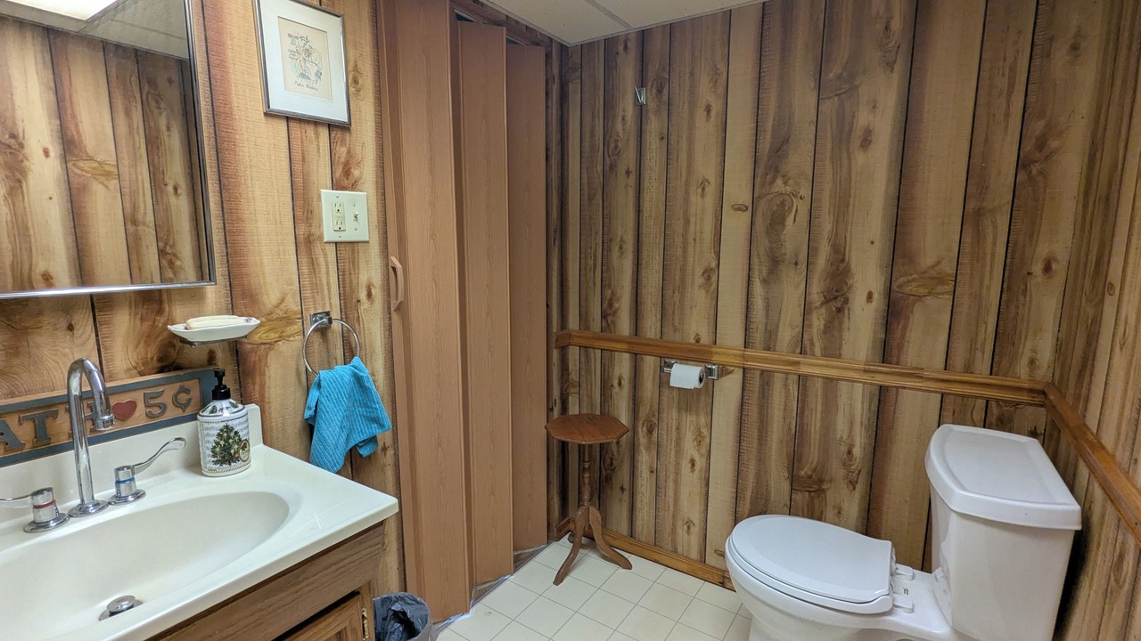 Photo of Bathroom in Harriman