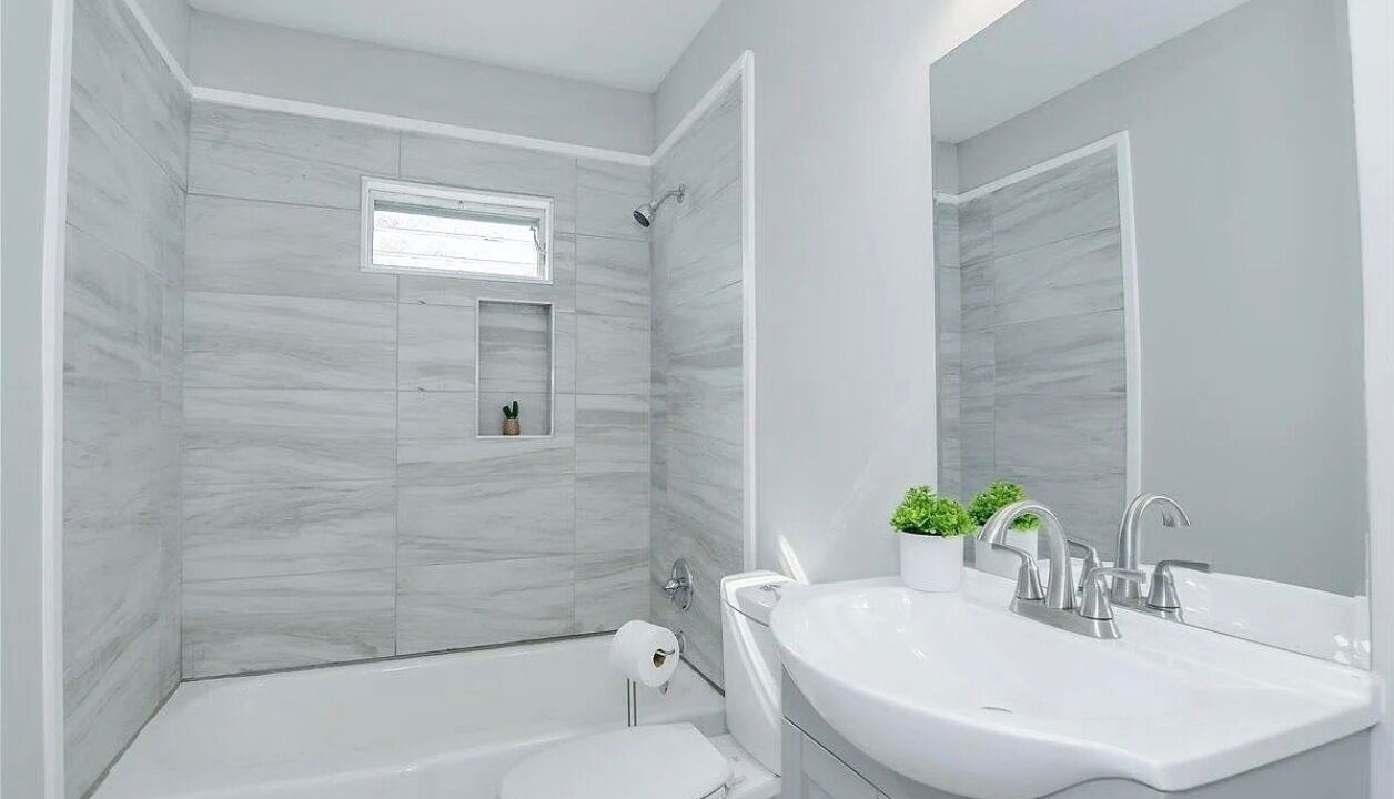 Photo of Bathroom in Olde Town Augusta
