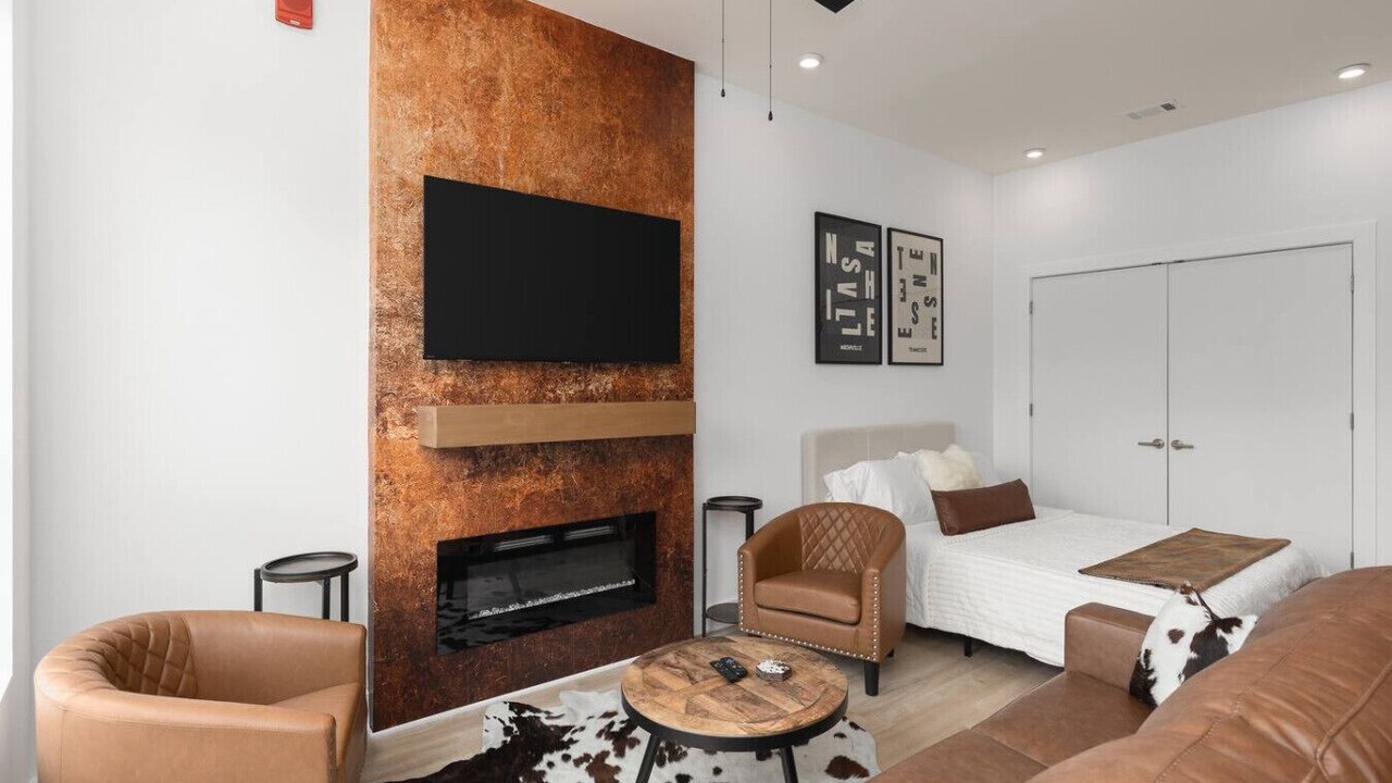 Photo of Livingroom in Talbot's Corner