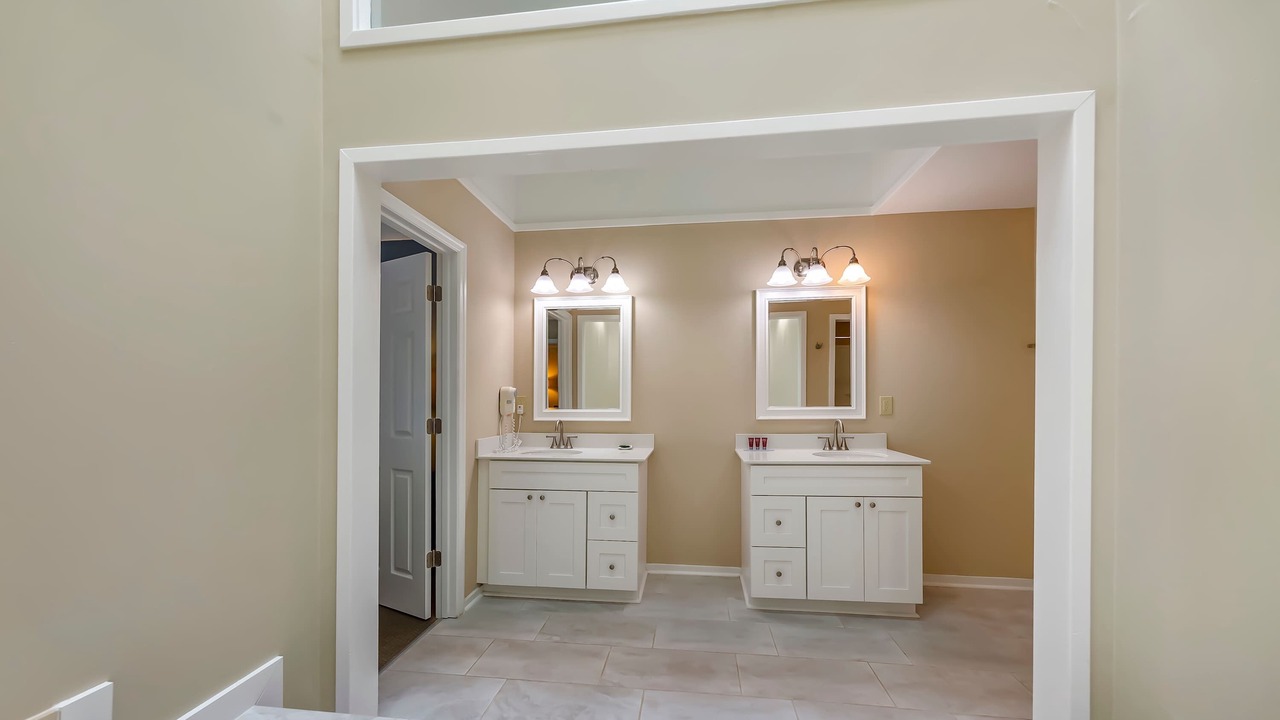 Photo of Bathroom in Fairfield Harbour