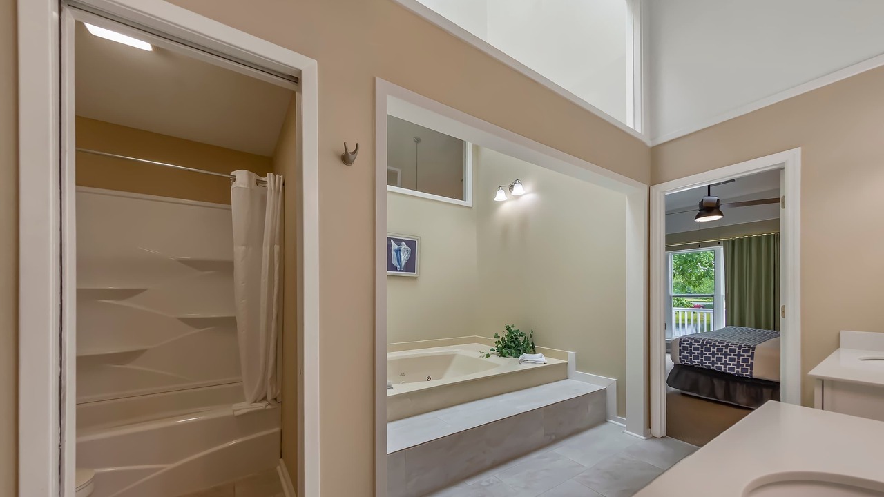 Photo of Bathroom in Fairfield Harbour