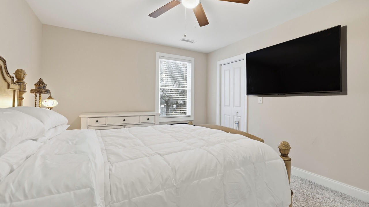 Photo of Bedroom in Newton