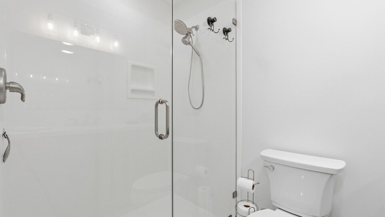 Photo of Bathroom in Eden