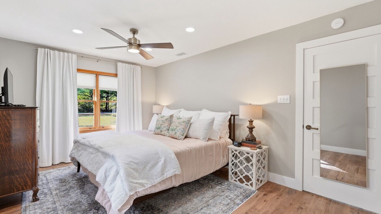 Photo of Bedroom in Eden
