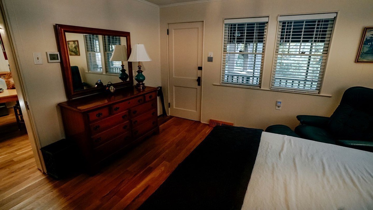 Photo of Bedroom in Weaverville