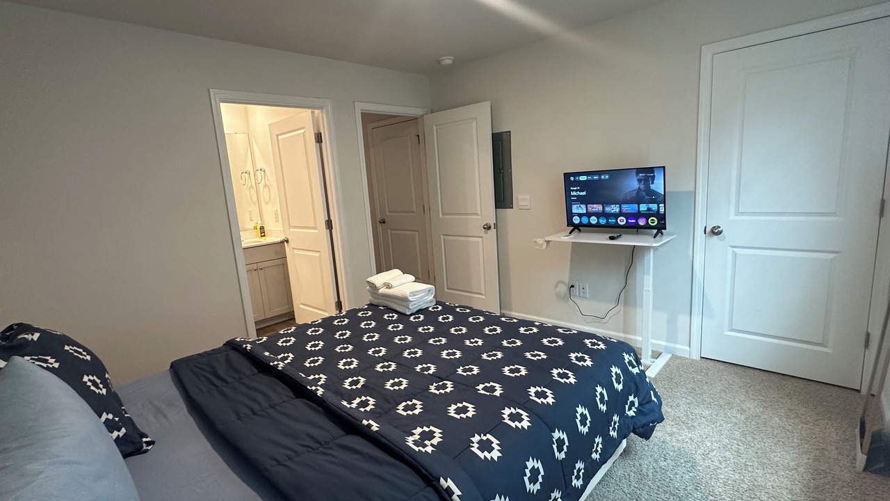 Photo of Bedroom in Northeast Raleigh