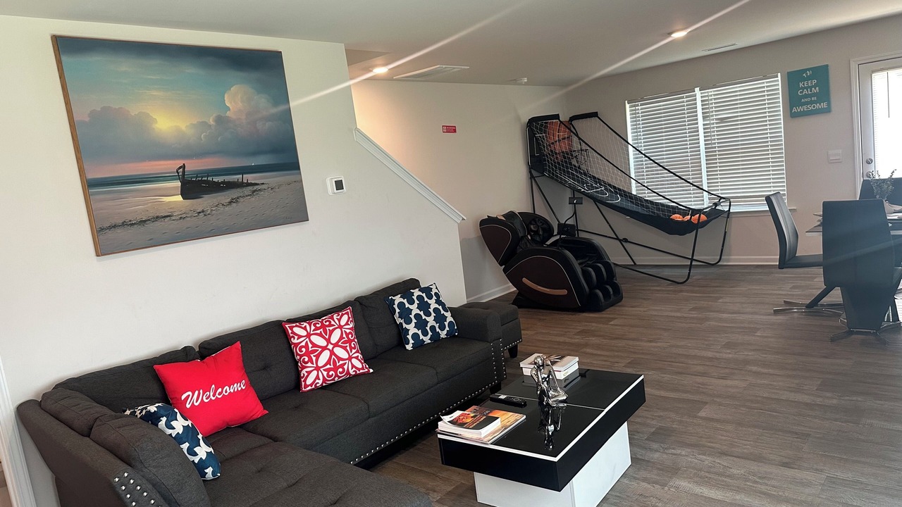 Photo of Livingroom in Northeast Raleigh