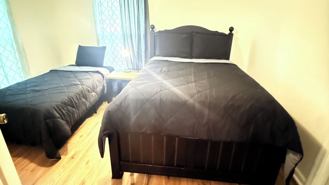 Photo of Bedroom in Midtown