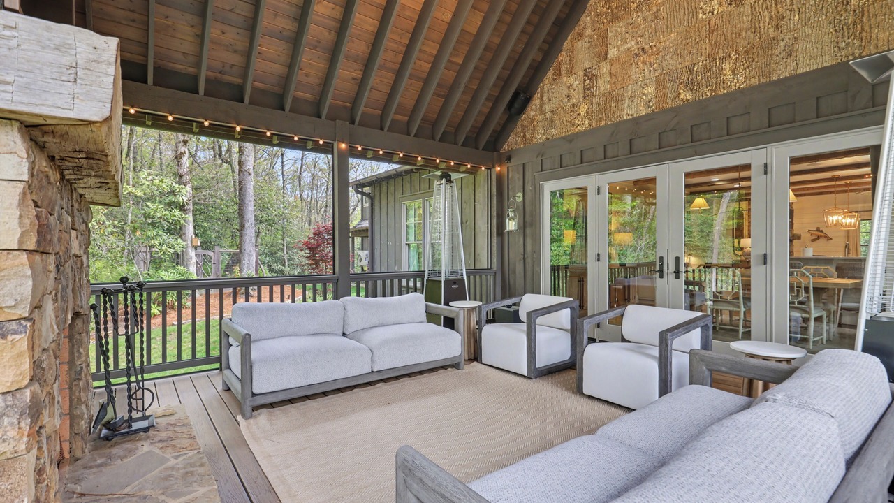 Photo of Patio Balcony in Cashiers
