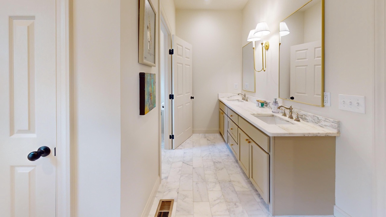 Photo of Bathroom in Little Kowaliga