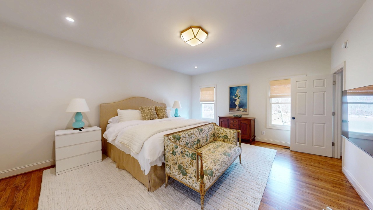 Photo of Bedroom in Little Kowaliga