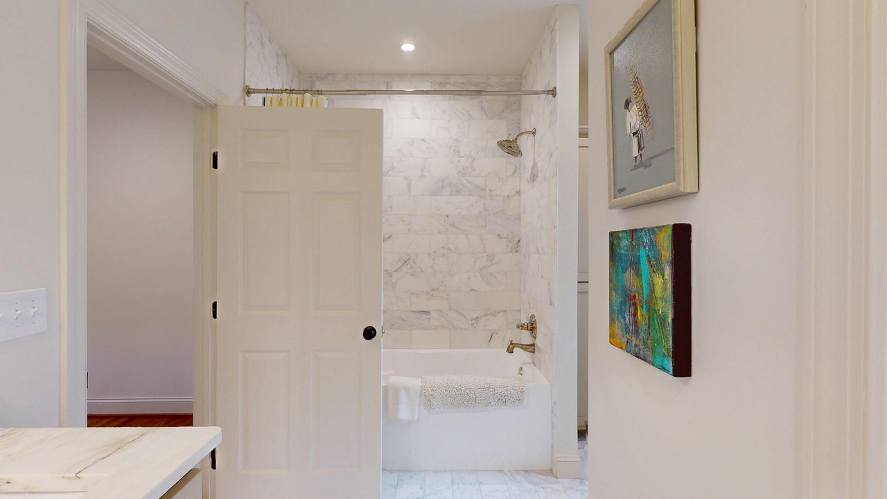 Photo of Bathroom in Little Kowaliga
