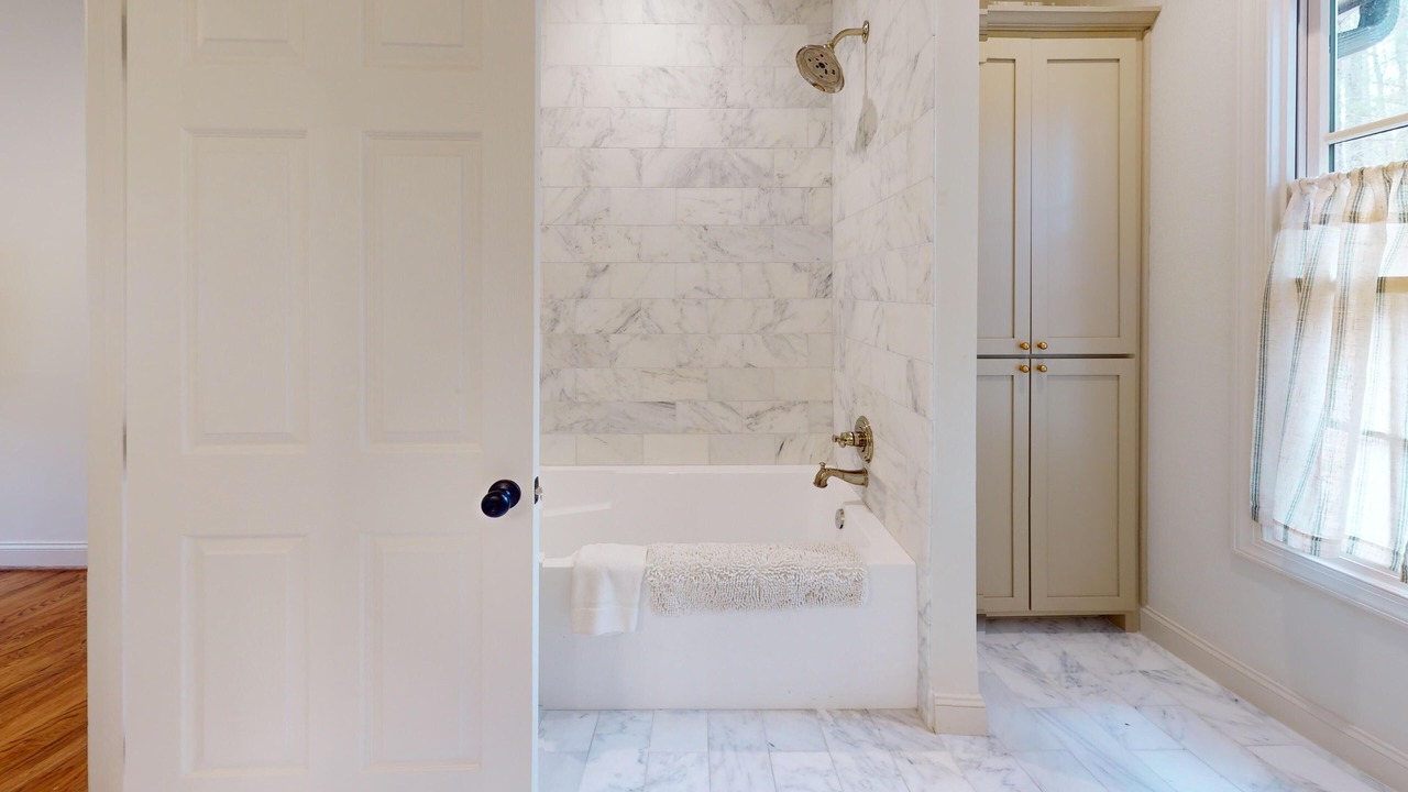 Photo of Bathroom in Little Kowaliga