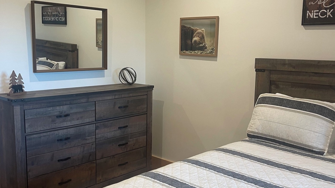 Photo of Bedroom in Unaka